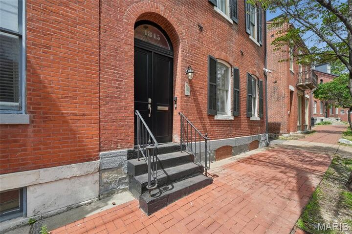 Property Photo:  1845 S 9th Street  MO 63104 