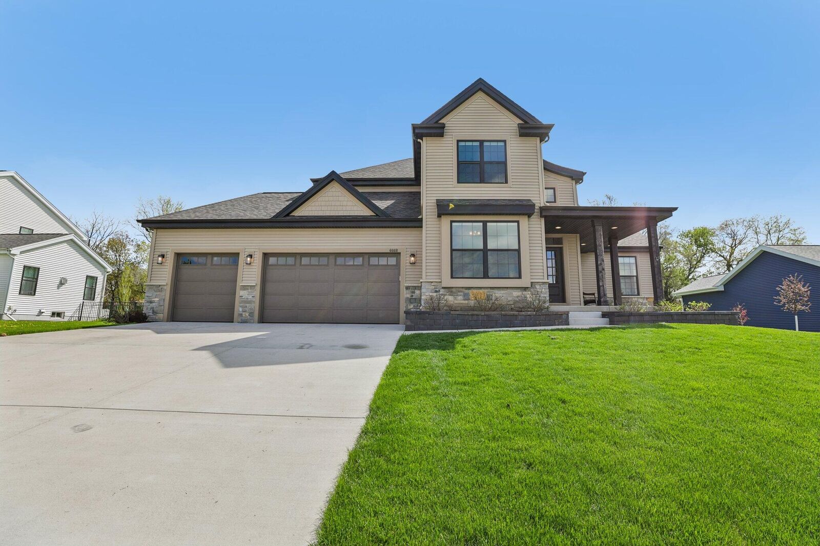 Property Photo:  6668 Royal View Dr  WI 53532 