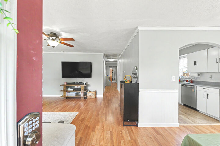 Property Photo:  210 North Street  IL 61843 