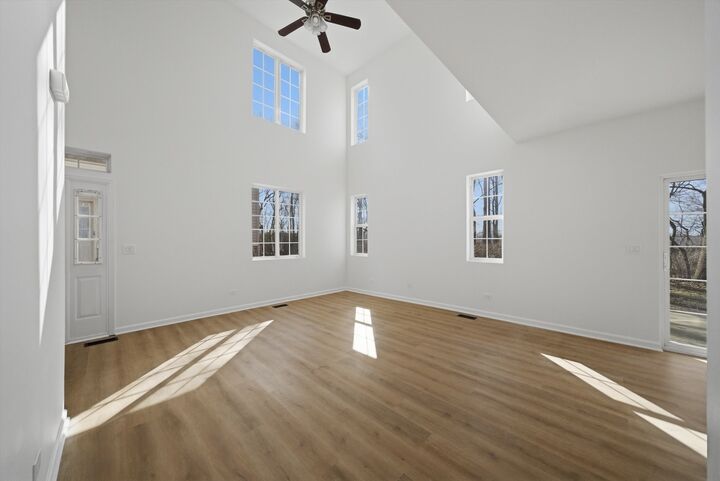 Property Photo:  1013 Brush Hill Circle  IL 60432 