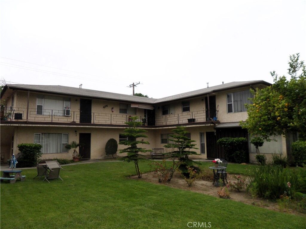 Property Photo: 414 E 61st CA 90805