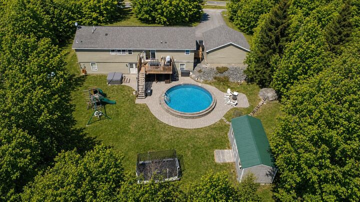 Property Photo:  35 Dollard Farm Way  ME 04605 