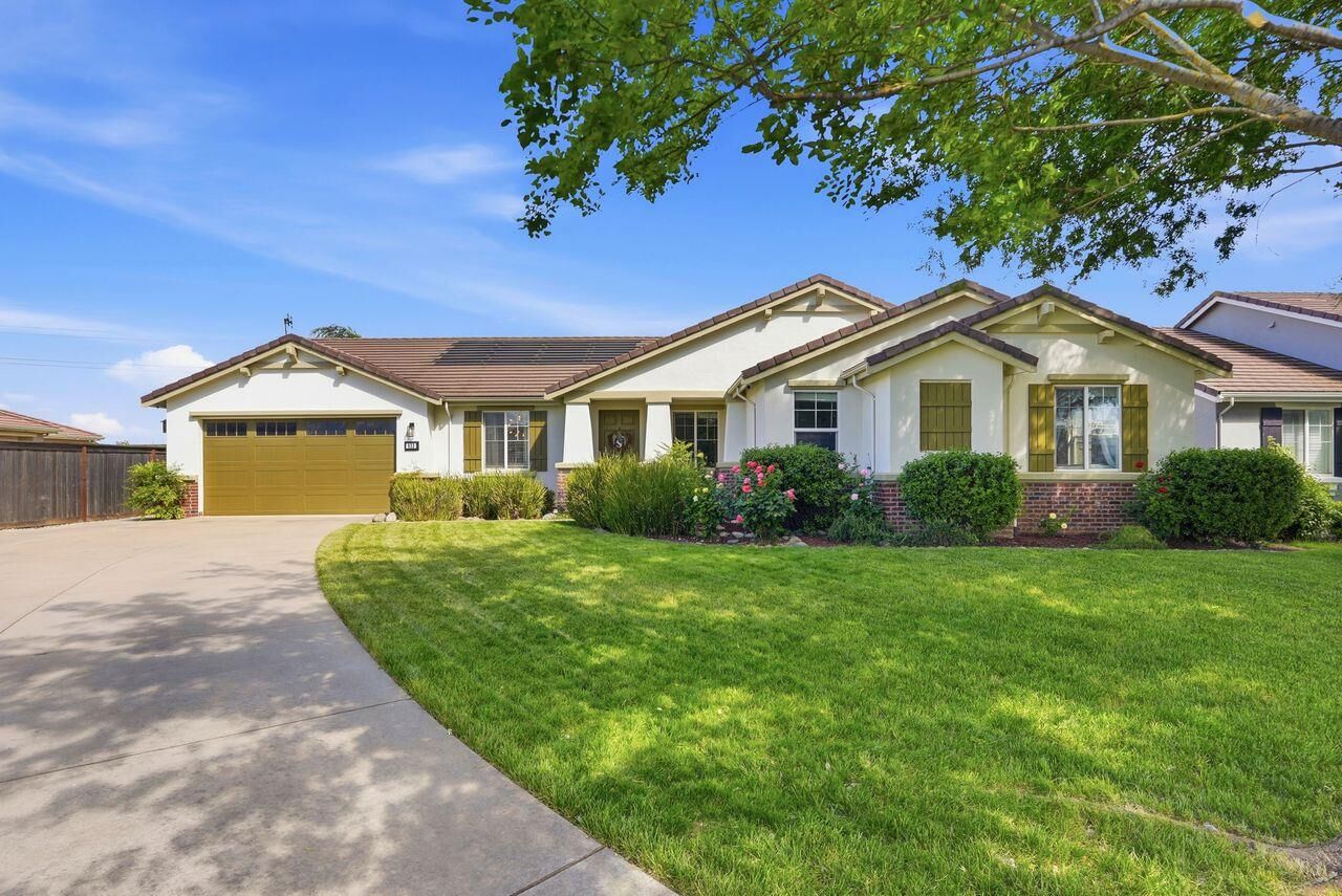 Property Photo:  933 Abbotsford Court  CA 95961 