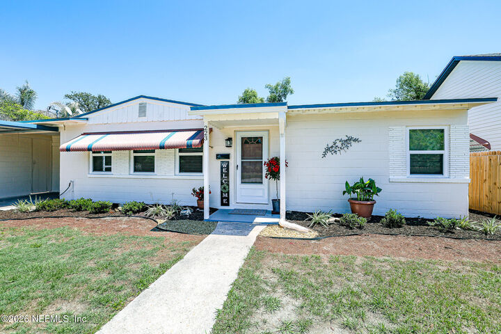 Property Photo: 223 Elmore Street FL 32043