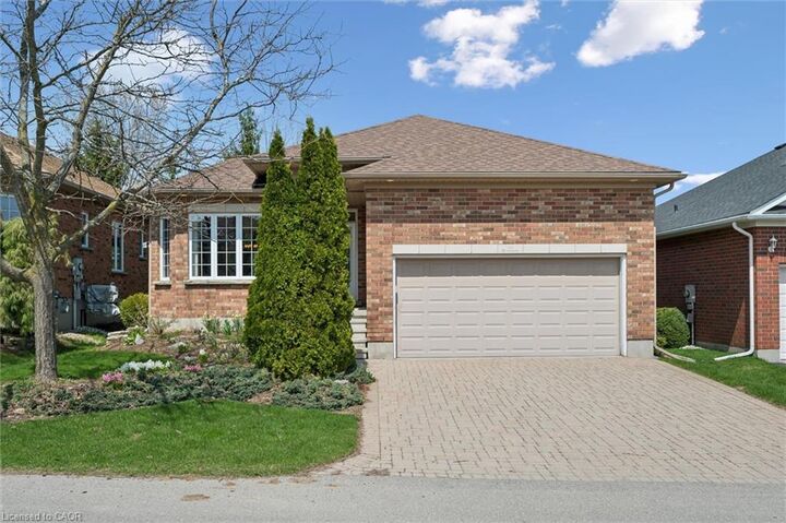 Property Photo: 149 Devonshire Drive ON N3A 4L7