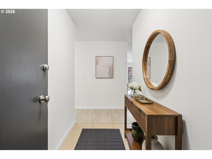 Property Photo:  200 Burnham Rd 303  OR 97034 