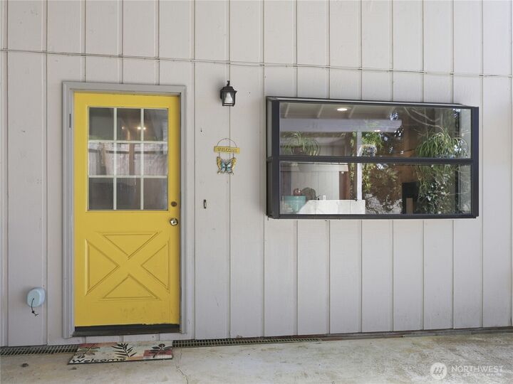 Property Photo:  1518  Laura Street  WA 98520 