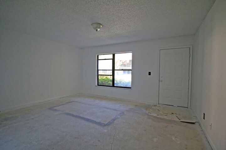 Property Photo: 450 SW South River Drive 104 FL 34997