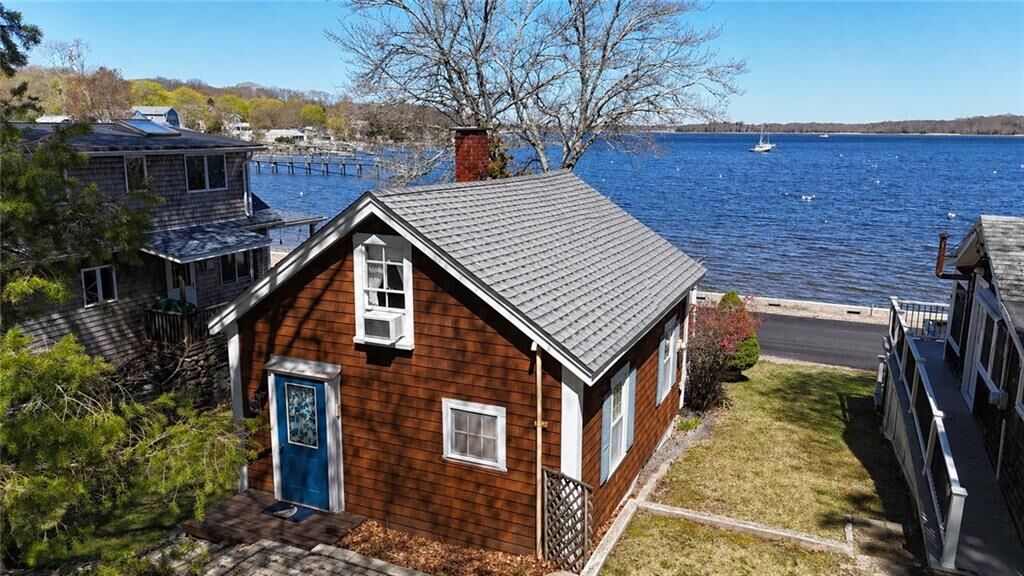 Property Photo:  24 Harrison Street  RI 02809 