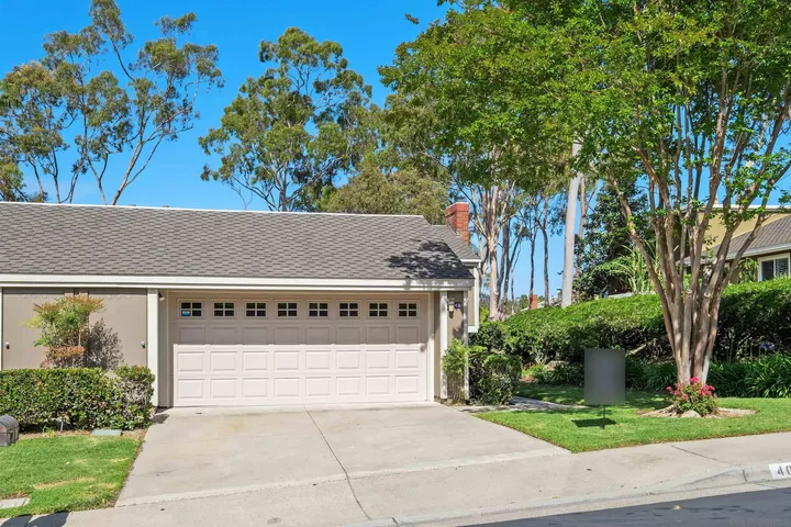 Property Photo:  40 Canyon Ridge 3  CA 92603 