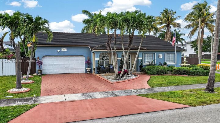 Property Photo:  15201 SW 177th Ter  FL 33187 