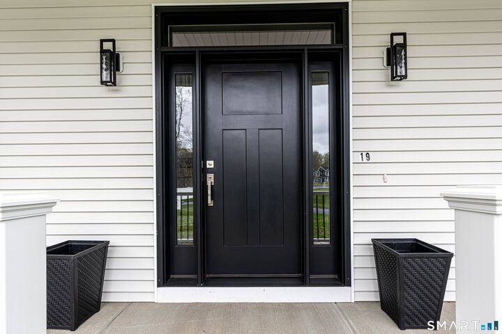 Property Photo:  19 Tamarack Lane  CT 06437 