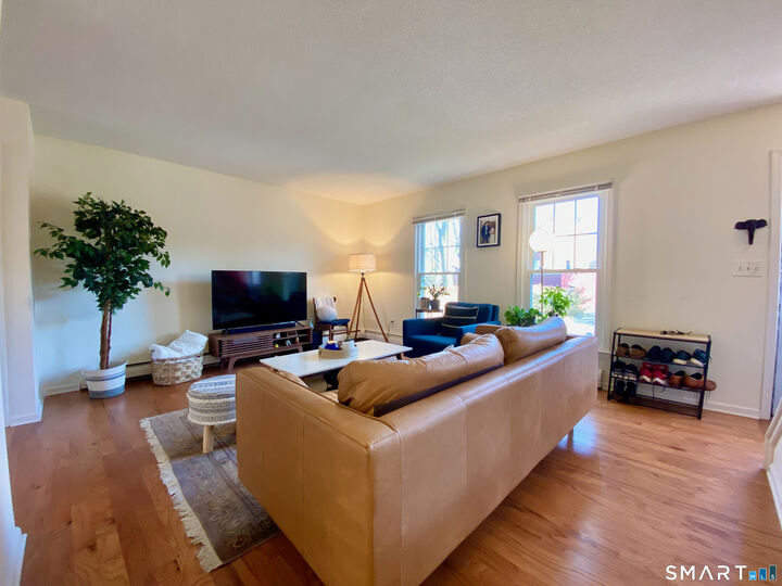 Property Photo:  908 State Street 11  CT 06511 