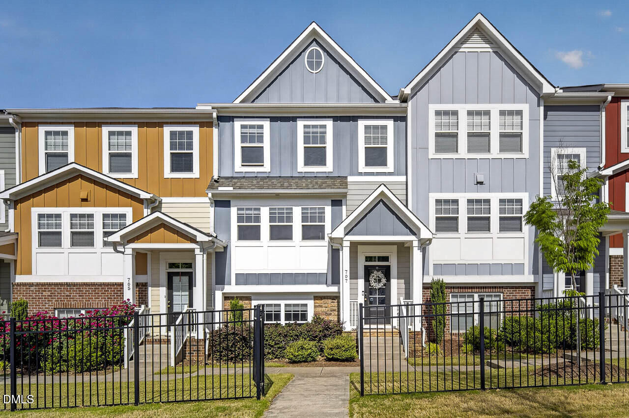 Property Photo:  707 Traditions Grande Boulevard  NC 27587 