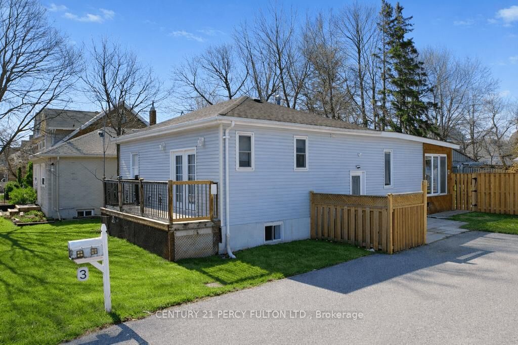 Property Photo:  3 Mill Street S  ON L6Y 1S4 