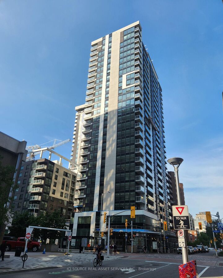 Property Photo: 340 Queen Street 1009 ON K1R 0G1