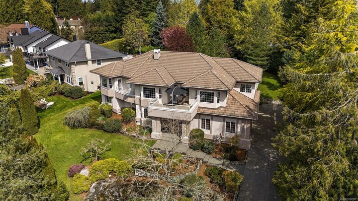 Property Photo: 8593 Kingcome Cres BC V8L 5C4