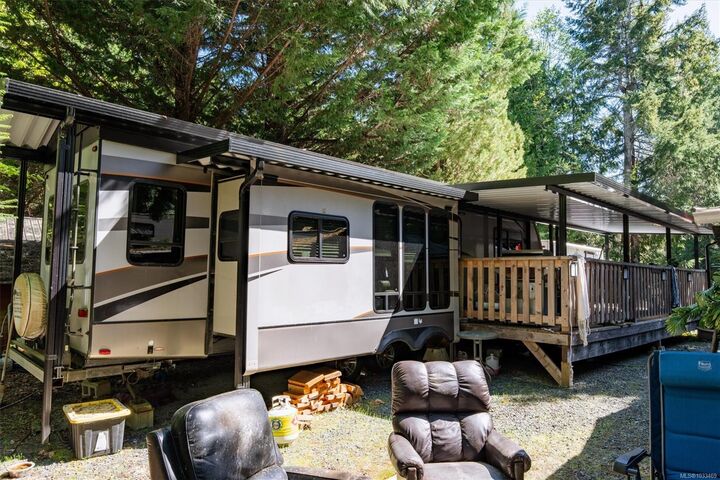 Property Photo: 2650 Turnbull Rd #E14 BC V9K 2R2
