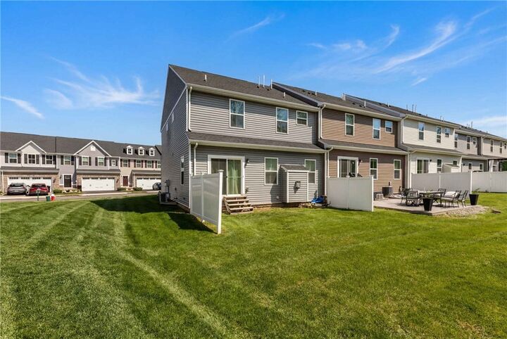 Property Photo:  139 Melinda Ct  PA 15143 