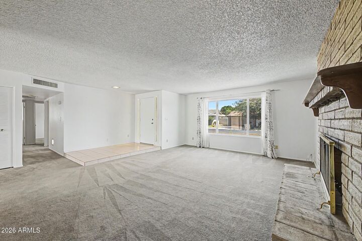 Property Photo: 4414 W Vogel Avenue AZ 85302