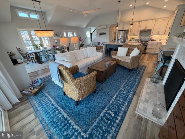 Property Photo:  45 W Dagsboro Street  DE 19944 