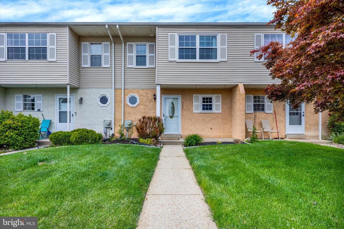 Property Photo:  330 Carlyn Court  PA 19335 