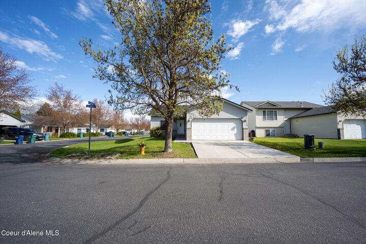 Property Photo:  2581 W Grenoble Ln  ID 83815 