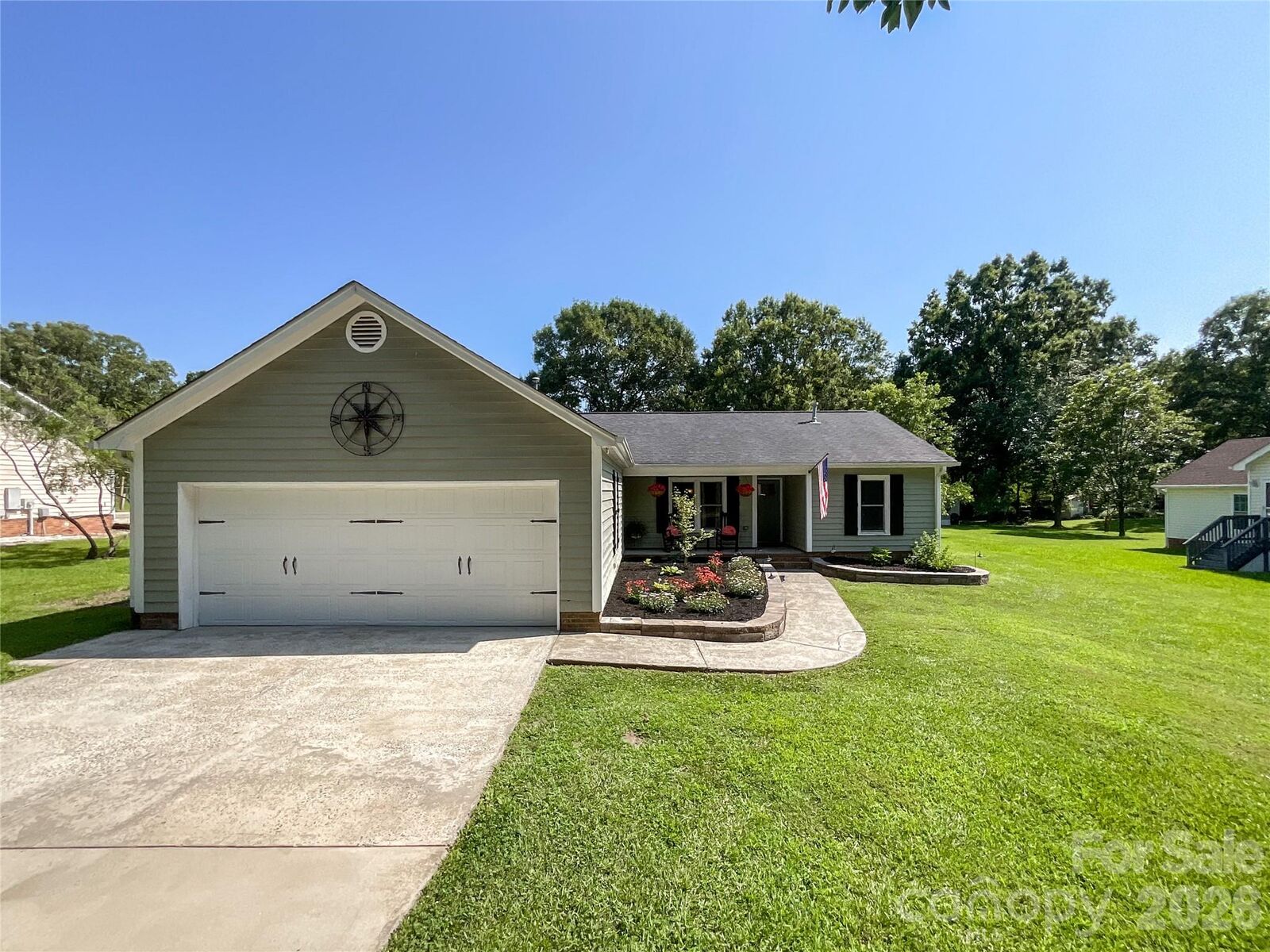 Property Photo:  103 Woodland Lane  NC 28112 