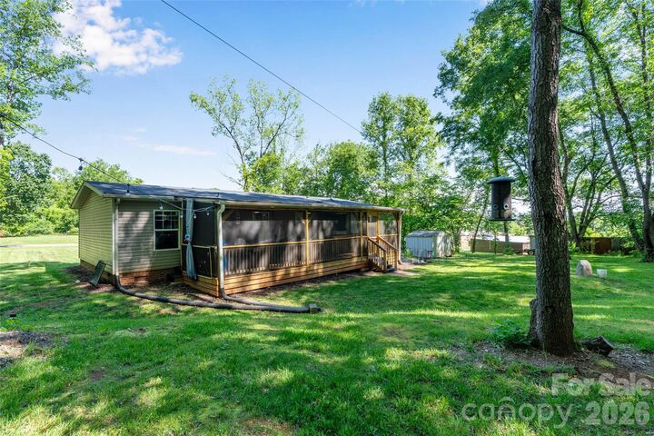 Property Photo:  5007 Carlos Road  NC 28609 