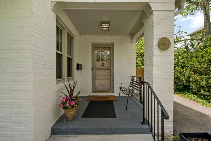 Property Photo:  41 N Ardmore Road  OH 43209 