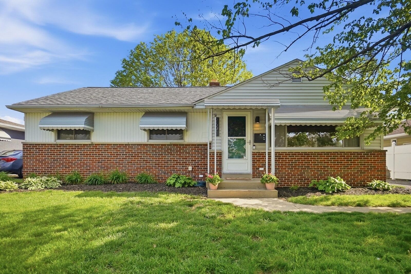 Property Photo:  2691 Kenny Lane  OH 43123 