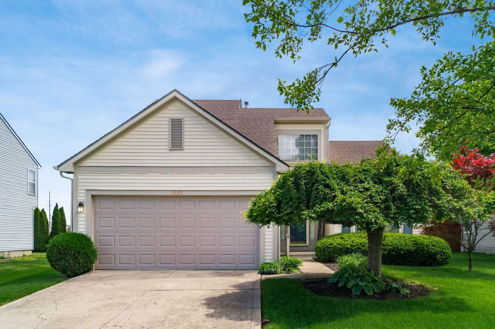 Property Photo:  1032 Portlock Drive  OH 43228 