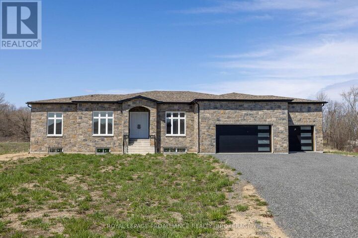138 Hineman Street — photo 1