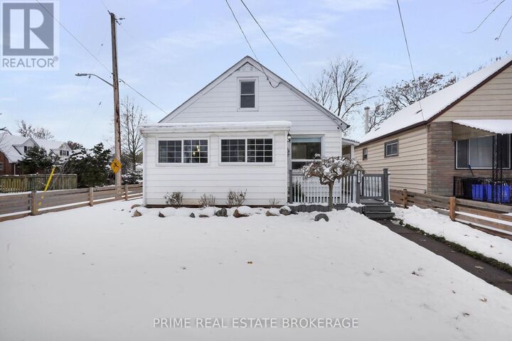 Property Photo: 361 Spruce Street ON N5W 4N9