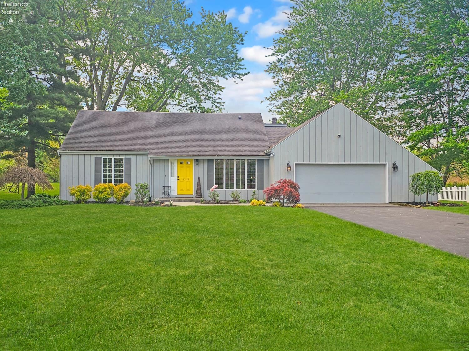 Property Photo:  4335 Cr 197  (Limerick Rd)  OH 43410 