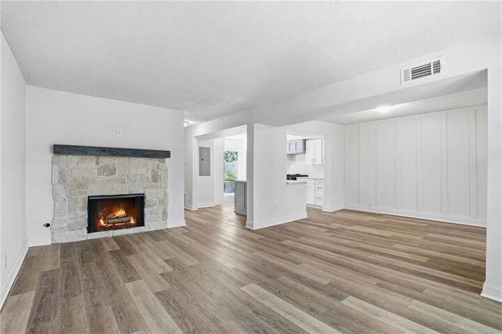 Property Photo:  2620 Meadowlawn Drive SE  GA 30067 