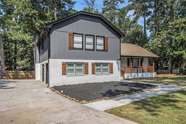 Property Photo:  2180 Chester Circle  GA 30013 