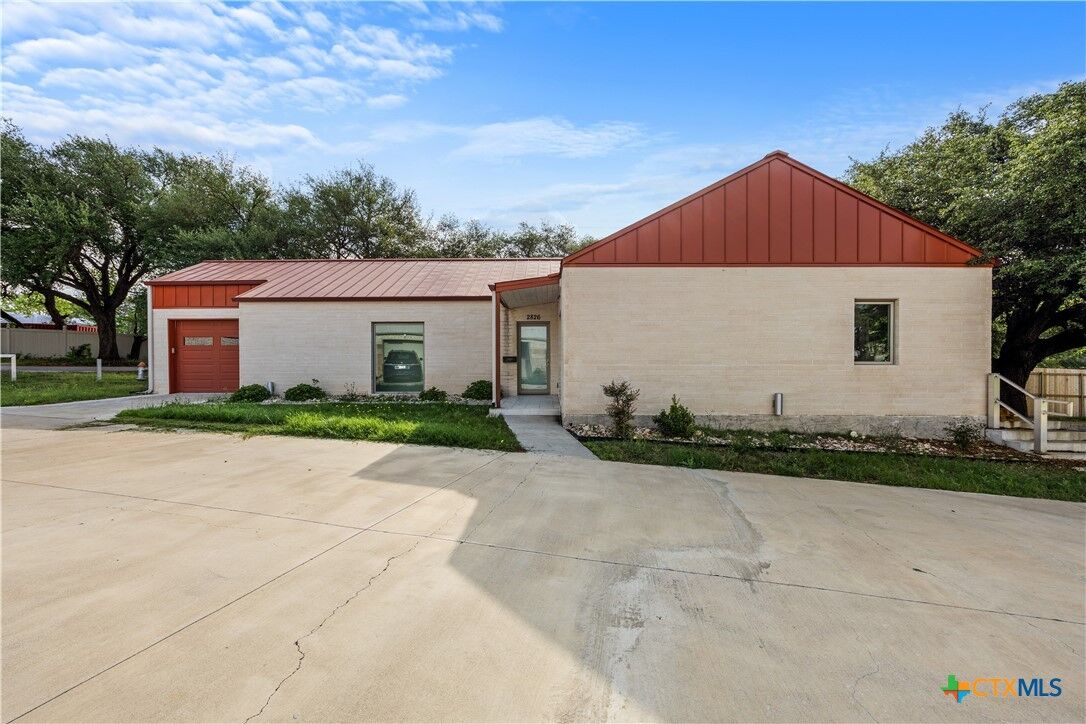 Property Photo:  2826 Lone Oak Drive  TX 76513 