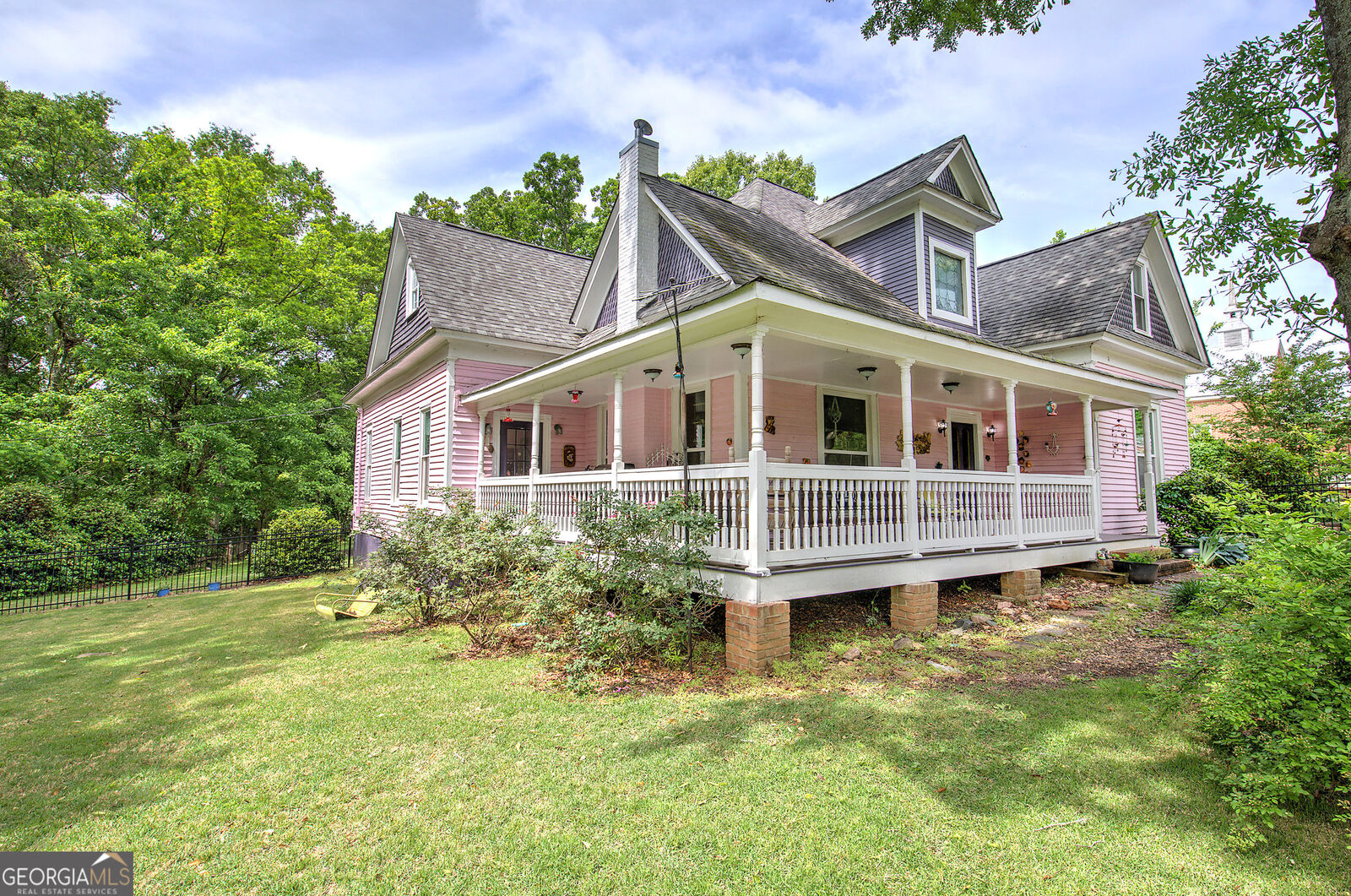 Property Photo:  167 Carrollton Street  GA 30182 