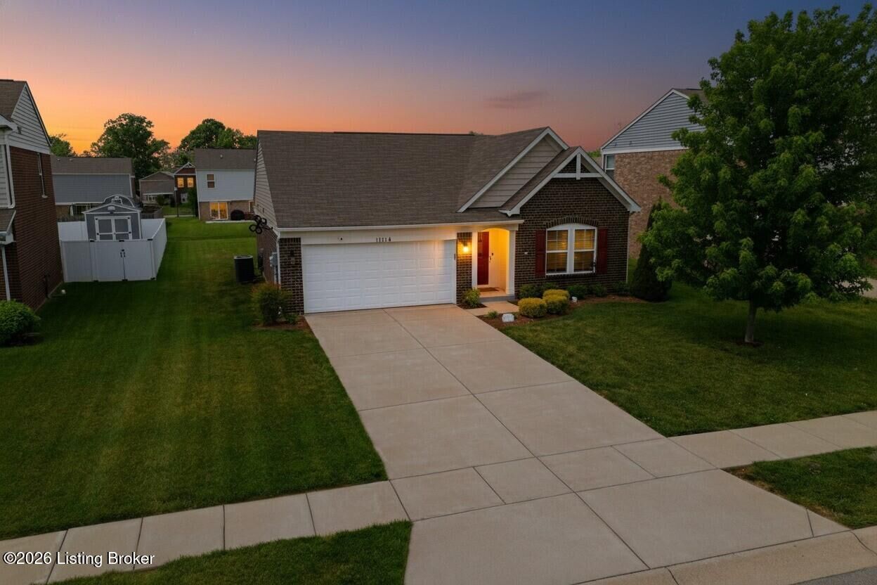 Property Photo:  11114 Remembrance Ln  KY 40229 