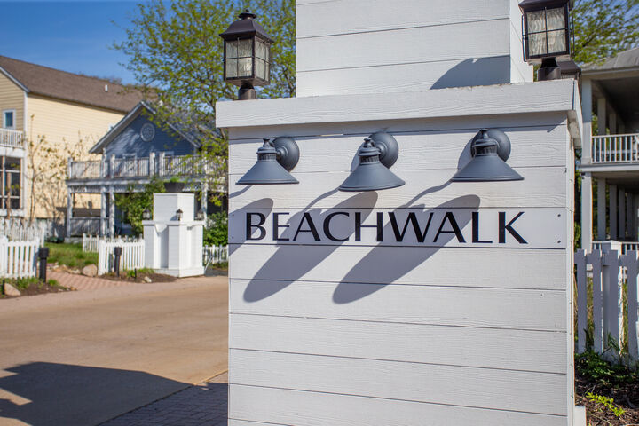 Property Photo:  822 Washington Park Blvd  IN 46360 