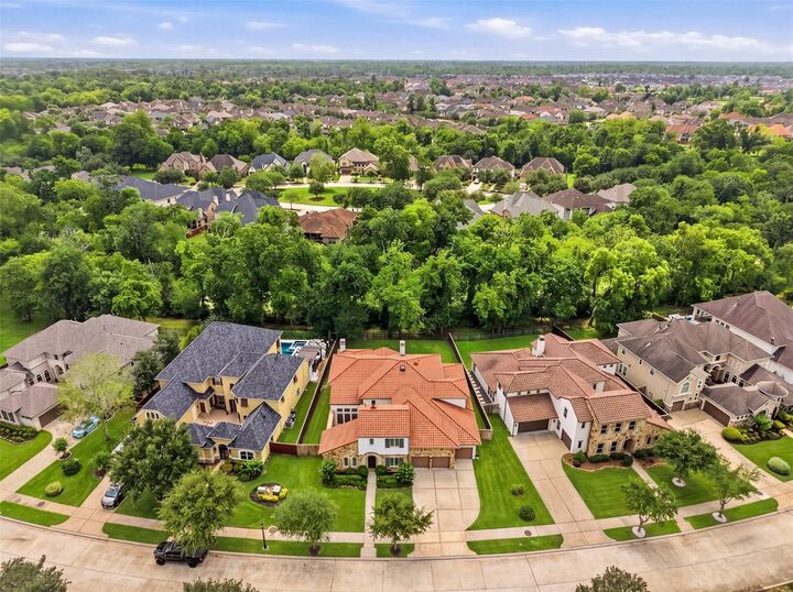 Property Photo: 6139 Logan Creek Lane TX 77479