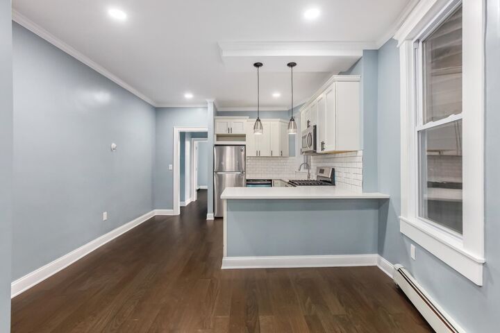 Property Photo:  380 Baldwin Ave 2R  NJ 07306 