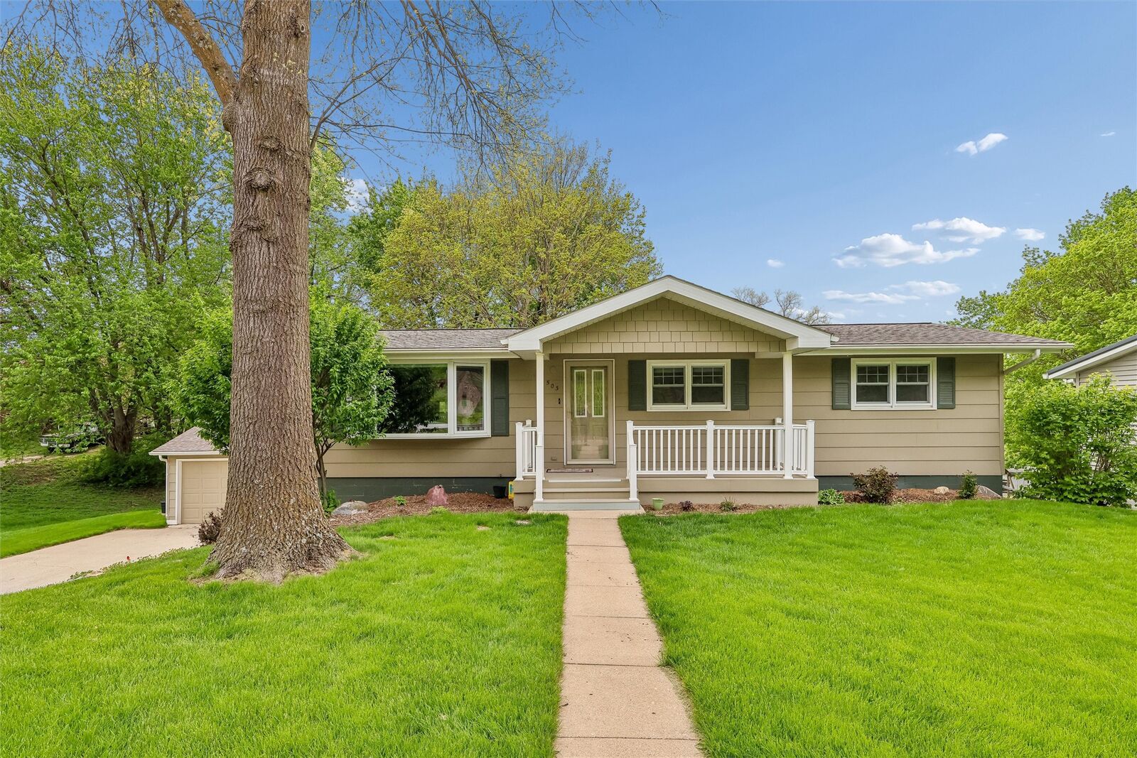 Property Photo: 503 N 7th Street IA 50115