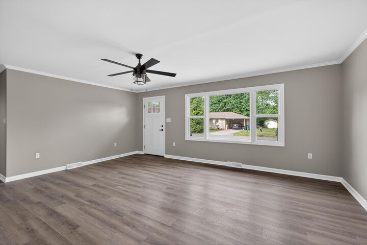 Property Photo:  112 Leslie Drive  KY 40403 