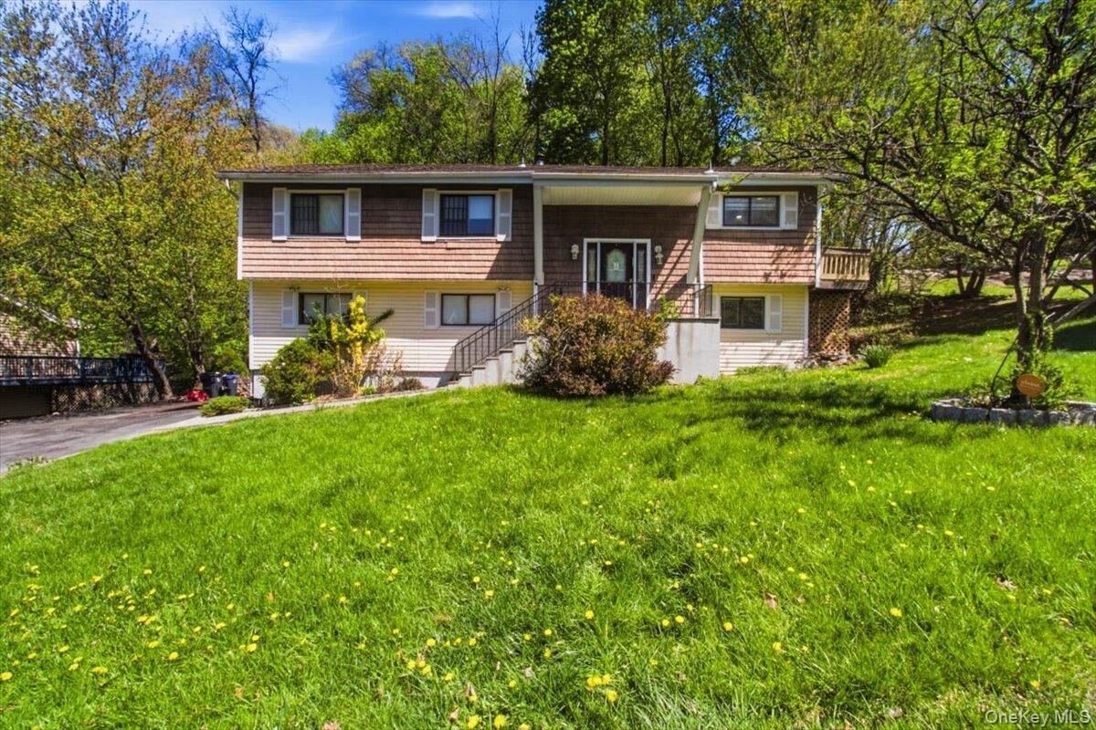 Property Photo:  40 Donald Drive  NY 10706 