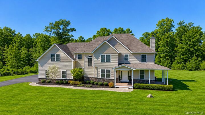 Property Photo:  2 Heidi Lane  NY 10918 
