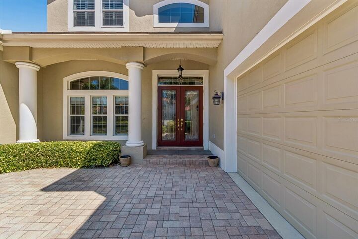 Property Photo:  601 Viento De Avila  FL 33613 