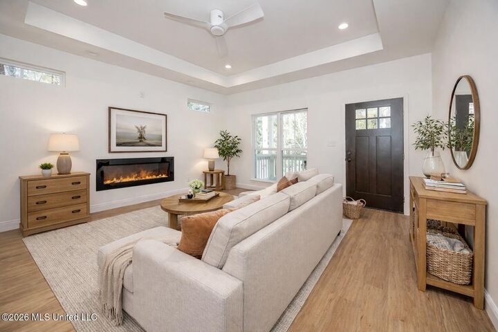 Property Photo:  1 Three Oaks Villas Drive  MS 39553 