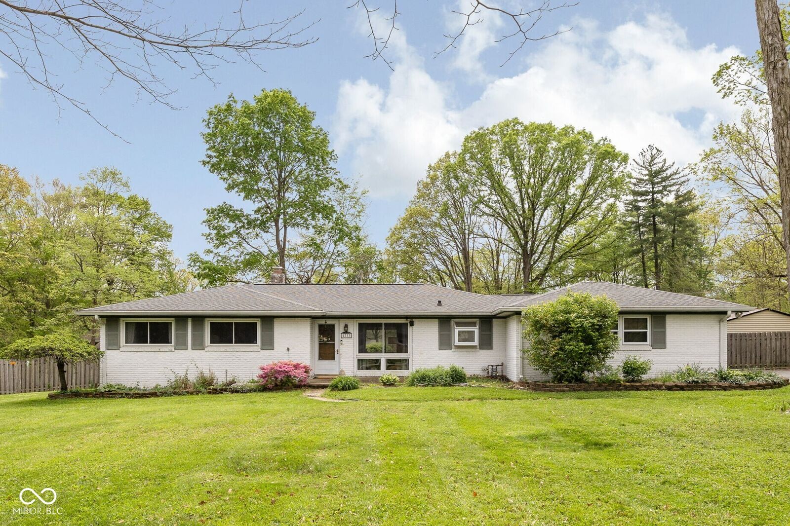 Property Photo:  1733 Marian Drive  IN 46240 